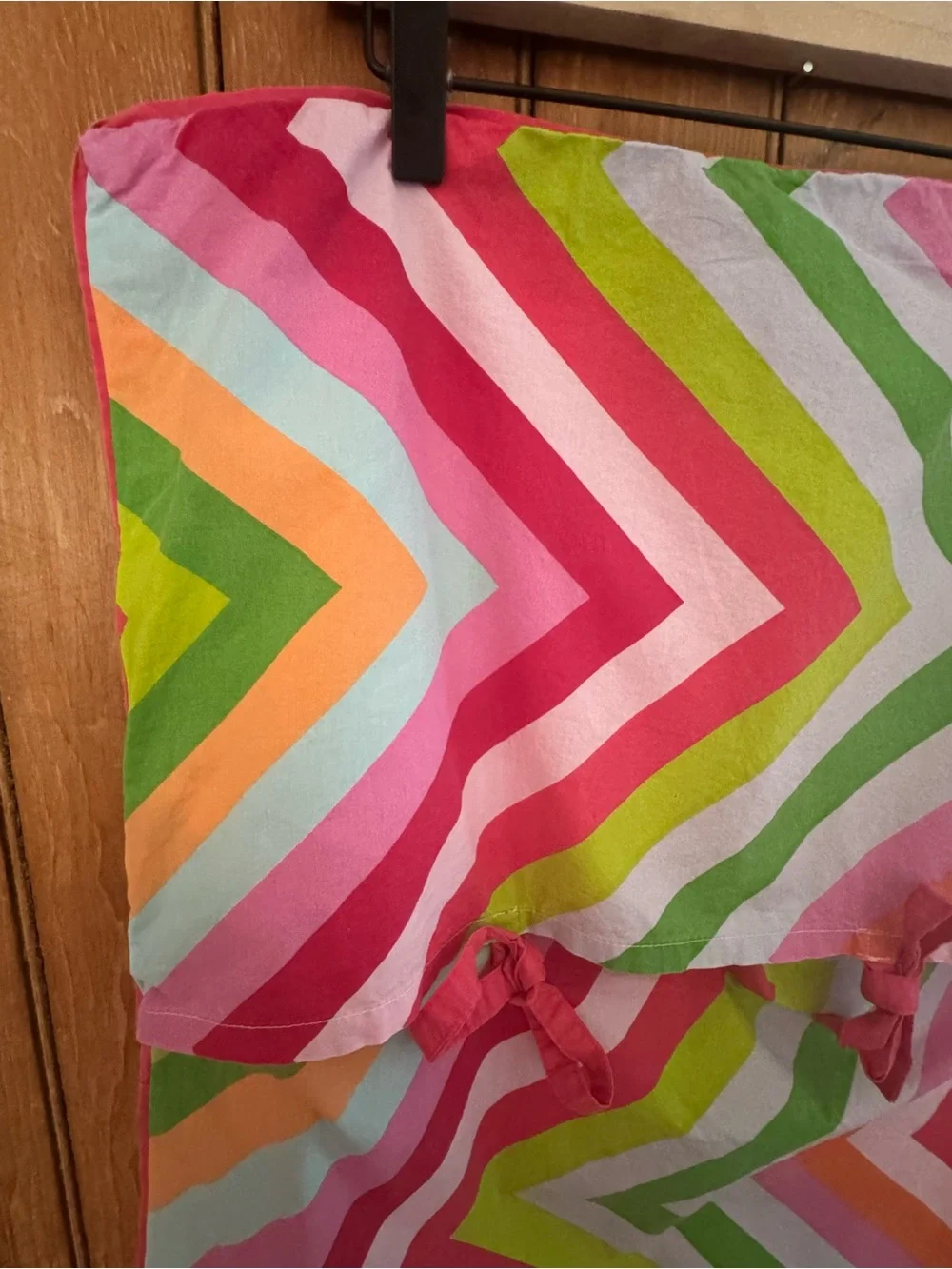 Land of Nod Vibrant Retro Cotton “Watermelon Stripe” duvet & sham twin bedding